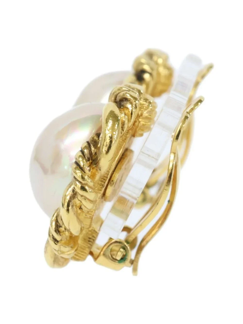 Chanel Pearl Round Earring